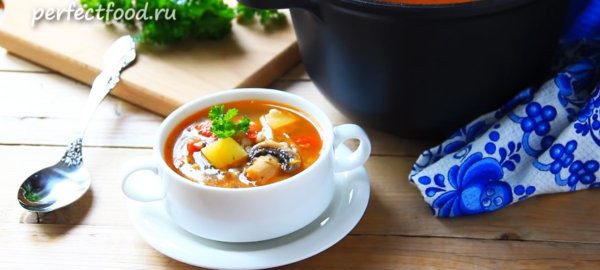 Суп с грибами и перловкой