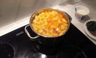 Готовим овощной суп с бобами