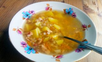 Тарелка гречневого супа