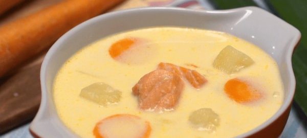 Суп с сыром и семгой