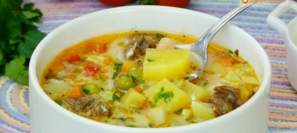 Суп из овощей с говядиной